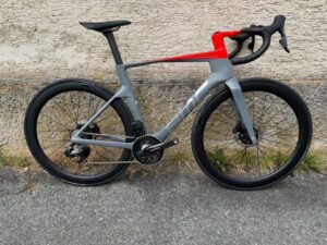 BMC Carbon Aero Rennrad Teammachine R 01 THREE Sram Force PM RH54