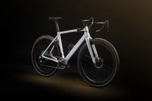 COLNAGO C68 Gravel -  FORCE XPLR eTap AXS - Wheels: Fulcrum Rapid Red 900 DB (Aluminium / ready for tyre and tubeless ready)